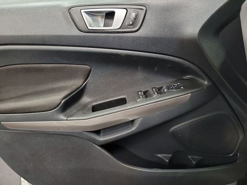 Used 2019 Ford EcoSport SE image 23