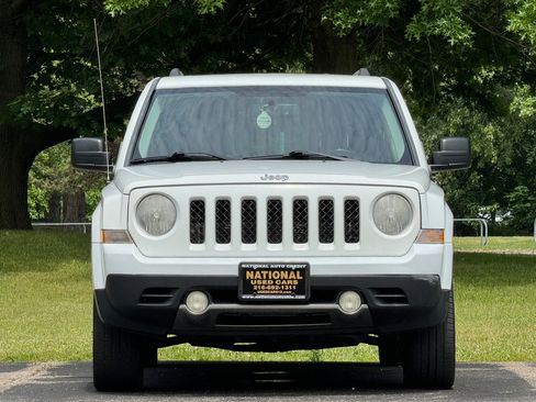Used 2012 Jeep Patriot Limited w/ Sun/Sound Group image 6
