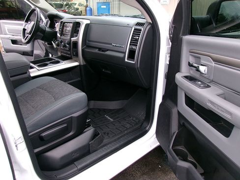 Used 2018 RAM 1500 Big Horn image 13