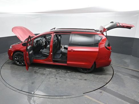 New 2026 Chrysler Pacifica Select w/ S Appearance Package FWD image 50