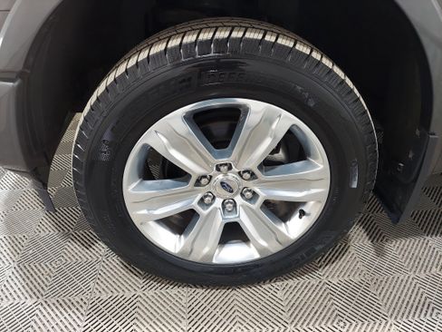 Used 2018 Ford F150 Platinum w/ Technology Package AWD/4WD image 7