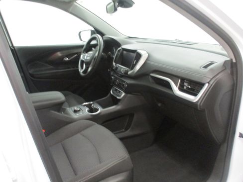 Certified 2023 GMC Terrain SLE w/ Driver Convenience Package AWD/4WD image 16