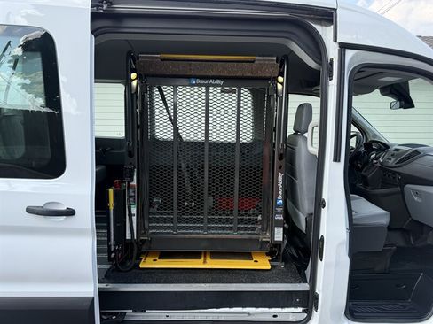 Used 2019 Ford Transit 150 XL RWD image 38