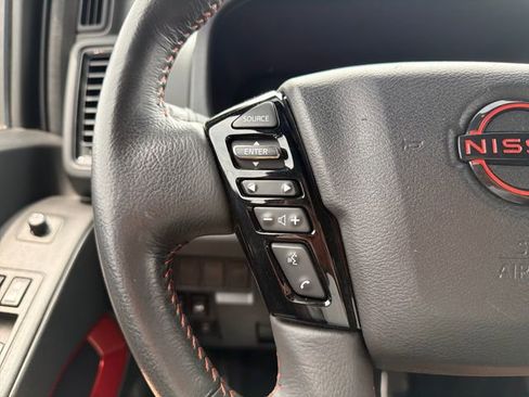 Used 2024 Nissan Frontier PRO-4X w/ Off-Road Protection Package AWD/4WD image 17