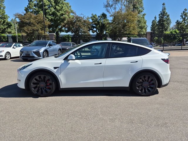 Used 2023 Tesla Model Y Performance AWD/4WD image 8