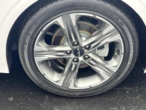 Used 2022 Kia K5 EX w/ EX Premium Package image 9