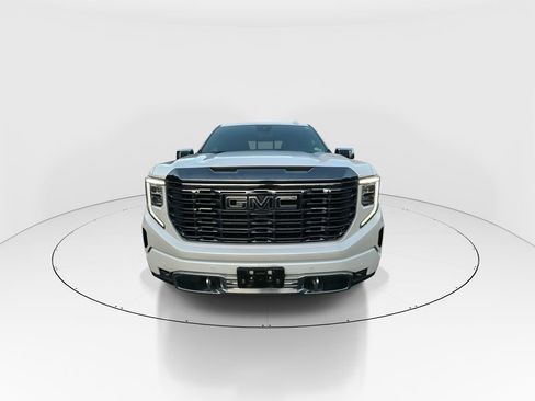 Used 2024 GMC Sierra 1500 Denali Ultimate AWD/4WD image 3