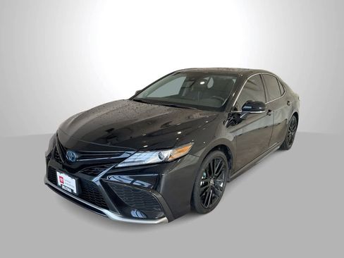 Used 2023 Toyota Camry XSE w/ Navigation Package image 1