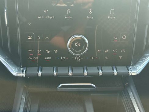 New 2026 GMC Acadia Denali w/ Super Cruise Package AWD/4WD image 24