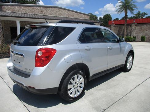 Used 2010 Chevrolet Equinox LT FWD image 29
