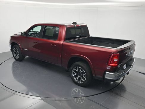 Used 2025 RAM 1500 Laramie AWD/4WD image 34