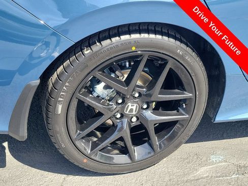 Used 2025 Honda Civic Sport image 28
