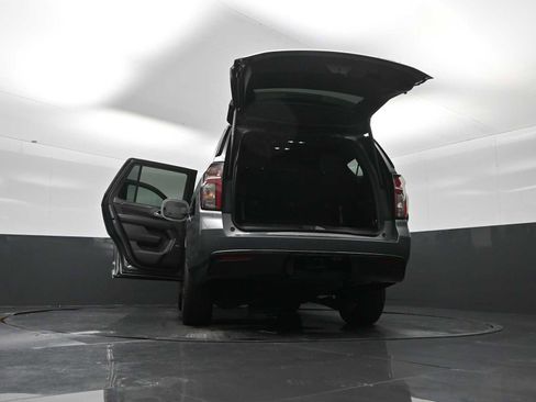 Used 2021 Chevrolet Tahoe RST image 40