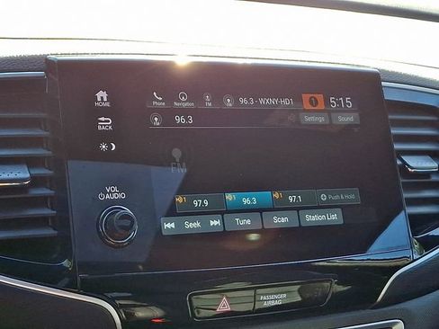 Certified 2023 Honda Passport TrailSport image 19