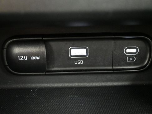 Used 2024 Kia Seltos SX image 18