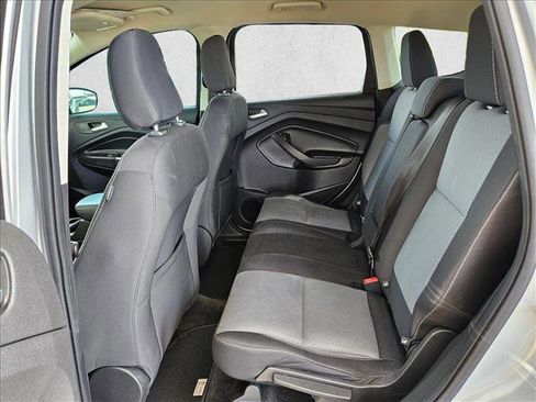 Used 2018 Ford Escape SE w/ SE Sync 3 Package image 18