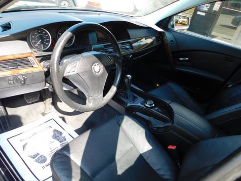 Used 2007 BMW 525xi Sedan image 13