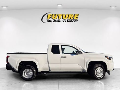 Certified 2025 Toyota Tacoma SR RWD image 4