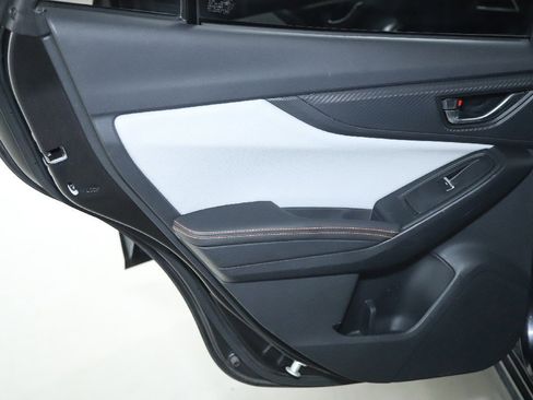 Used 2018 Subaru Crosstrek 2.0i Limited image 13