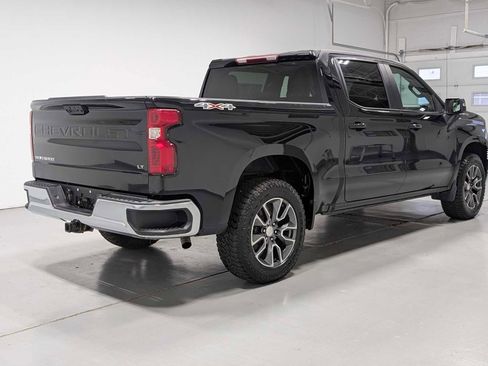 Certified 2022 Chevrolet Silverado 1500 LT AWD/4WD image 8