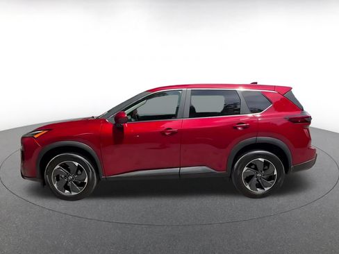 Used 2025 Nissan Rogue SV AWD/4WD image 8