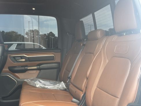 Used 2024 RAM 1500 Limited AWD/4WD image 30