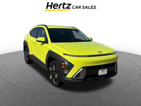 Used 2025 Hyundai Kona SEL image 1
