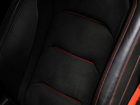Used 2018 Chevrolet Camaro ZL1 RWD image 38
