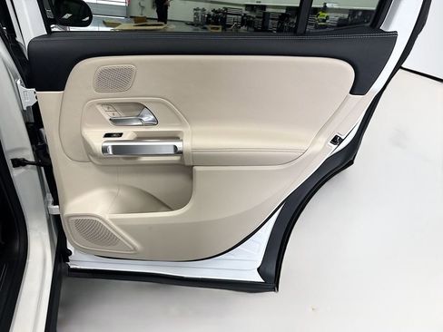 Certified 2025 Mercedes-Benz GLB 250 image 26