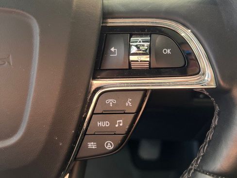 Used 2024 Lincoln Navigator Reserve AWD/4WD image 27