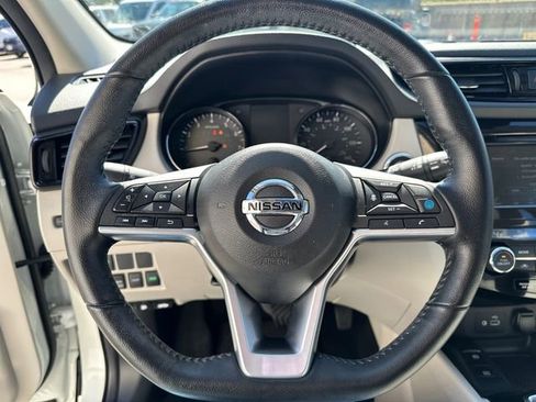 Used 2022 Nissan Rogue Sport SL w/ Premium Package AWD/4WD image 32