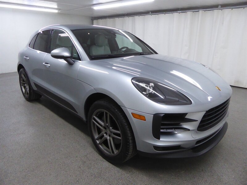 Used 2021 Porsche Macan S AWD/4WD image 1