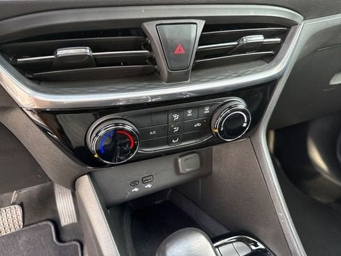 Used 2024 Buick Encore GX Sport Touring AWD/4WD image 19