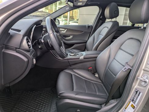 Used 2020 Mercedes-Benz C 300 4MATIC Sedan image 24