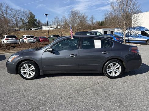 Used 2012 Nissan Altima 3.5 SR image 7