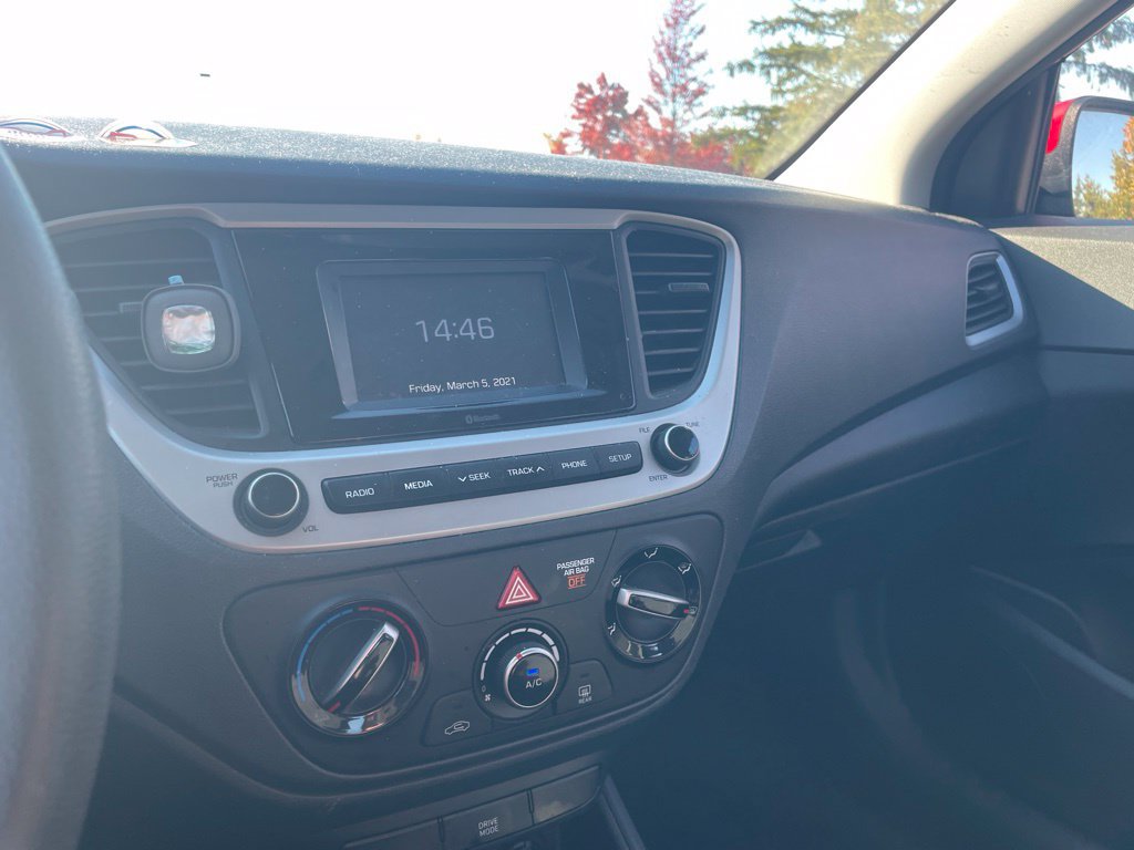 Used 2020 Hyundai Accent SE FWD image 15