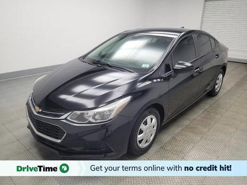 Used 2018 Chevrolet Cruze LS image 1