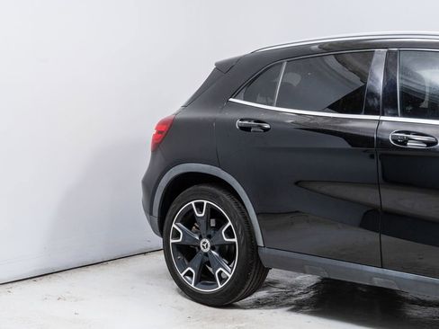 Used 2019 Mercedes-Benz GLA 250 4MATIC image 11