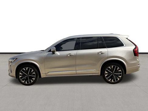 Used 2026 Volvo XC90 B5 Plus w/ Protection Package AWD/4WD image 8
