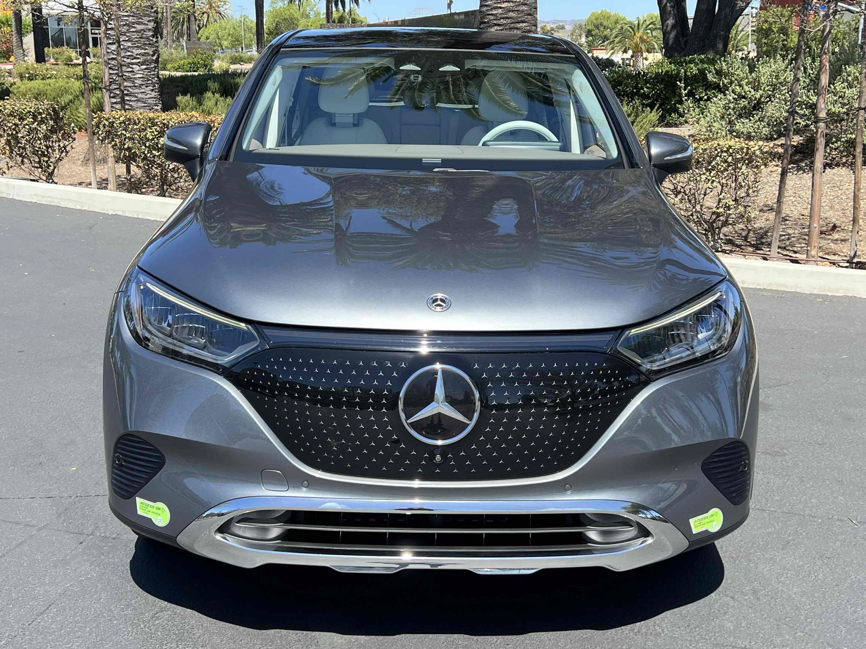 Used 2023 Mercedes-Benz EQE 350+ SUV w/ Exclusive Trim Package image 17