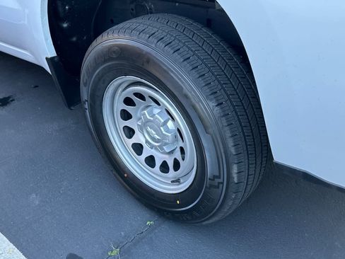 Used 2020 Chevrolet Silverado 1500 W/T image 17