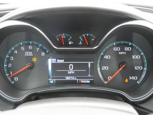 Used 2017 Chevrolet Impala LT image 23