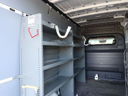 Used 2023 Mercedes-Benz Sprinter 2500 w/ Acoustic Package image 21