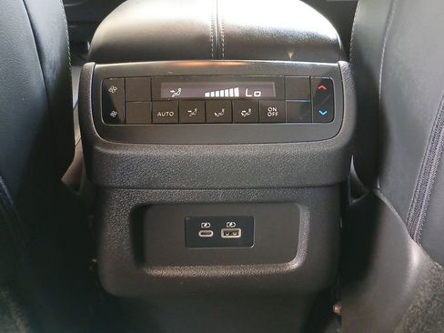 Used 2023 Nissan Pathfinder SL w/ Lighting Package (N92) image 22