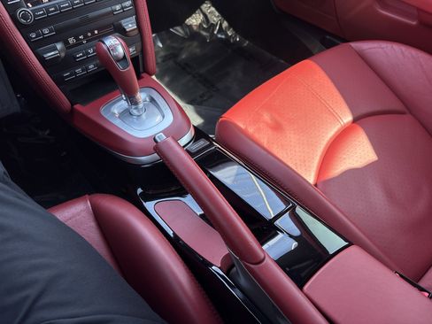 Used 2012 Porsche Cayman R RWD image 29
