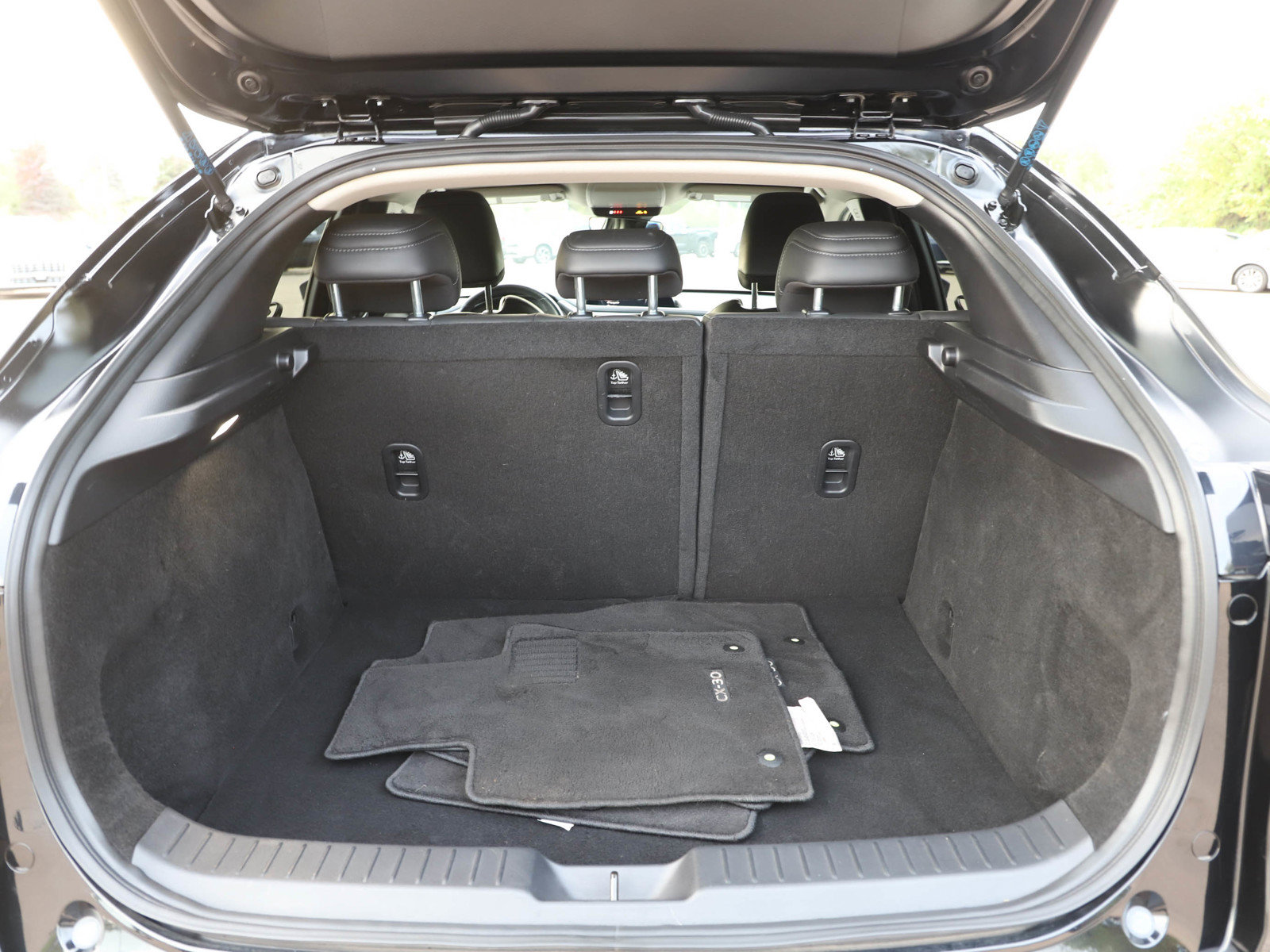 Used 2024 MAZDA CX-30 AWD 2.5 S w/ Select Sport Pkg image 13