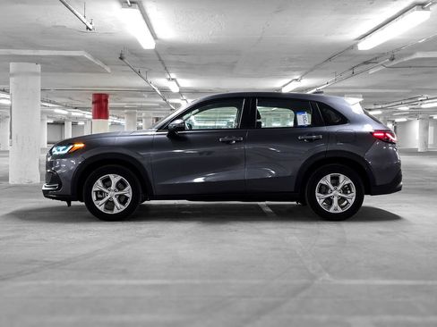 Used 2024 Honda HR-V LX image 12