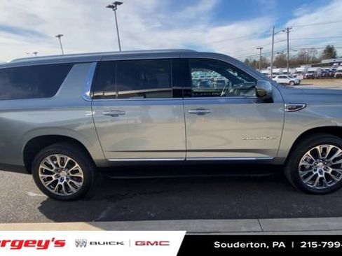 Certified 2025 GMC Yukon XL Denali image 10