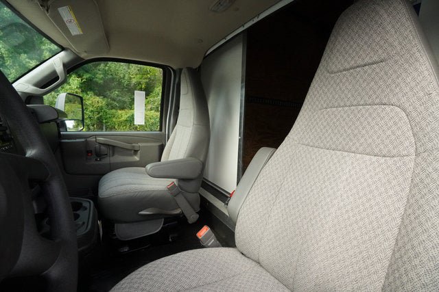 New 2026 GMC Savana 3500 Extended w/ Power Convenience Package RWD image 27