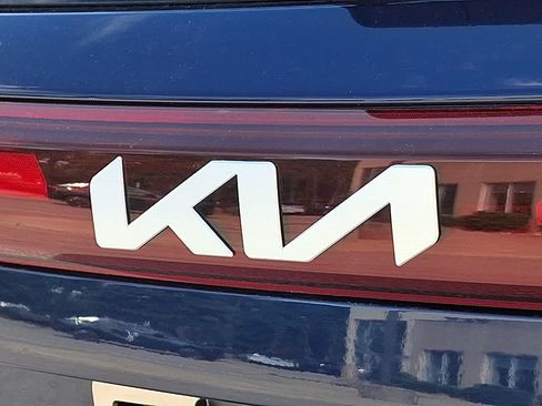 Used 2024 Kia Seltos EX AWD/4WD image 31